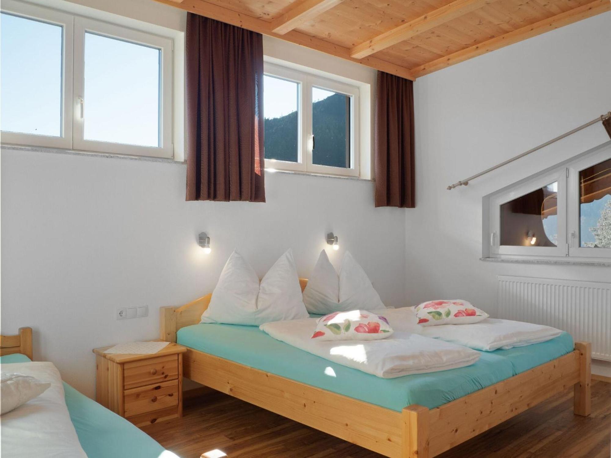 Lovely Apartment With Terrace In Fuegenberg Екстериор снимка