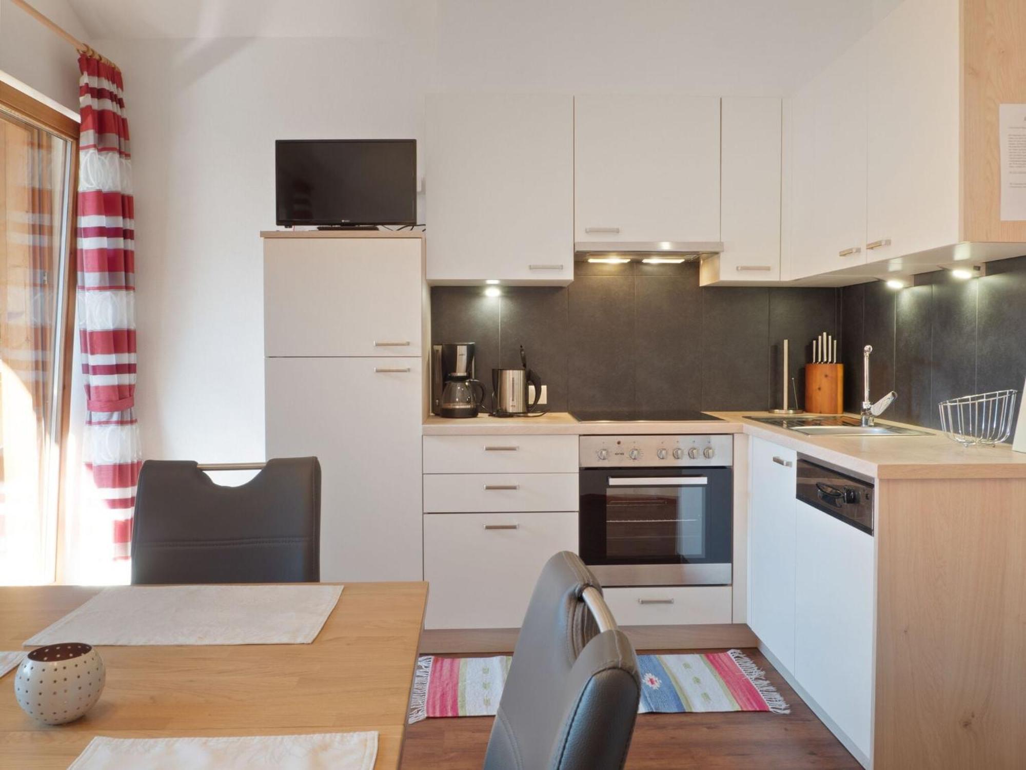 Lovely Apartment With Terrace In Fuegenberg Екстериор снимка