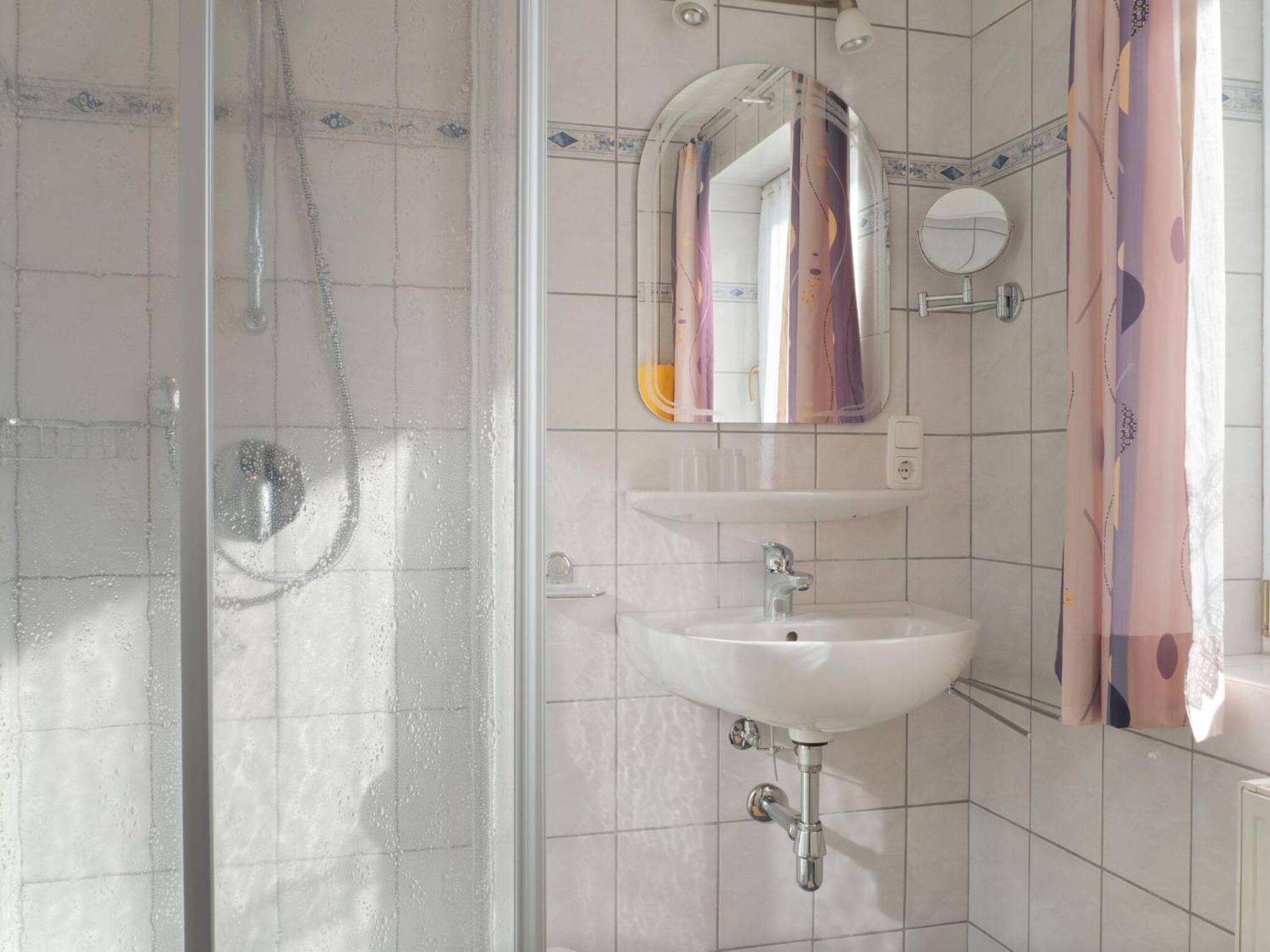 Lovely Apartment With Terrace In Fuegenberg Екстериор снимка